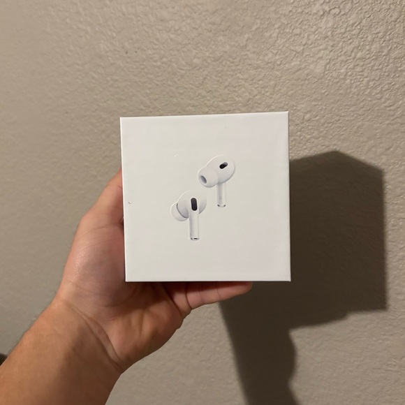 Apple AirPods gen 2 opened but new comes with serial number and everything